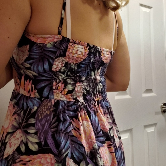 H&M dress - Picture 4 of 6